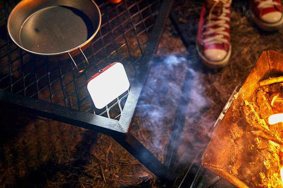 크레모아 울트라 미니 캠핑랜턴 차박 충전식