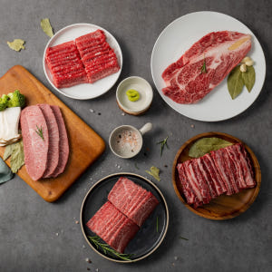 한우 투뿔 꽃등심 갈비살 살치살 안심 채끝 안창살 구이용 스테이크 맛있게 먹은 솔직 후기 - 상품 이미지 1