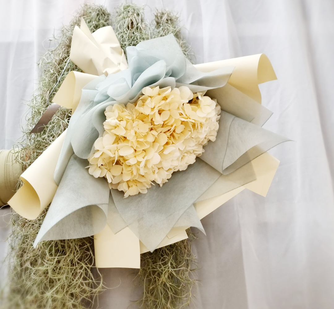 드라이플라워 프리저브드플라워 졸업식 꽃다발 미니 꽃선물 시들지않는꽃 파랑장미수국