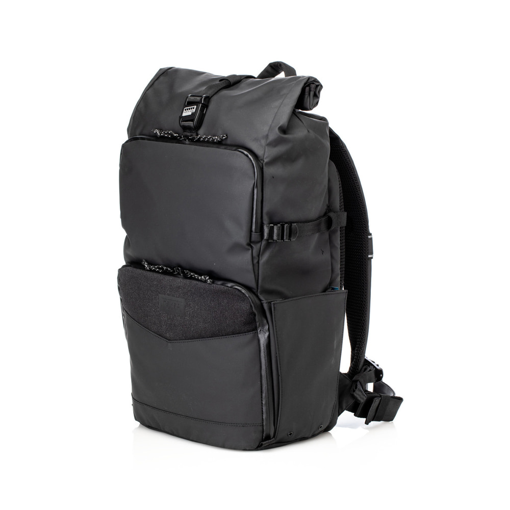 TB DNA 16 DSLR Backpack Black 638-578