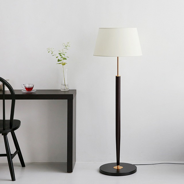 LYCK 장스탠드 E26 KS2113F 7351.3131 + E26 LED 스마트전구 9W 컬러 세트 이미지 7