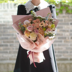 졸업식 꽃다발 축하 생일 기념일 생화 꽃선물 생화꽃다발 드라이플라워 솔직 후기 | 실사용자 리뷰 분석 - 상품 이미지 3