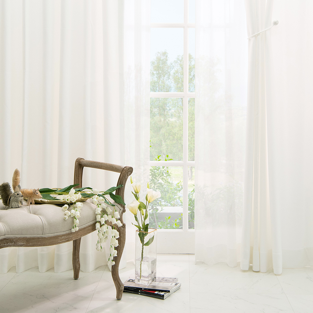 아라크네 화이트 암막커튼 나비주름 주름유지가공 75x100