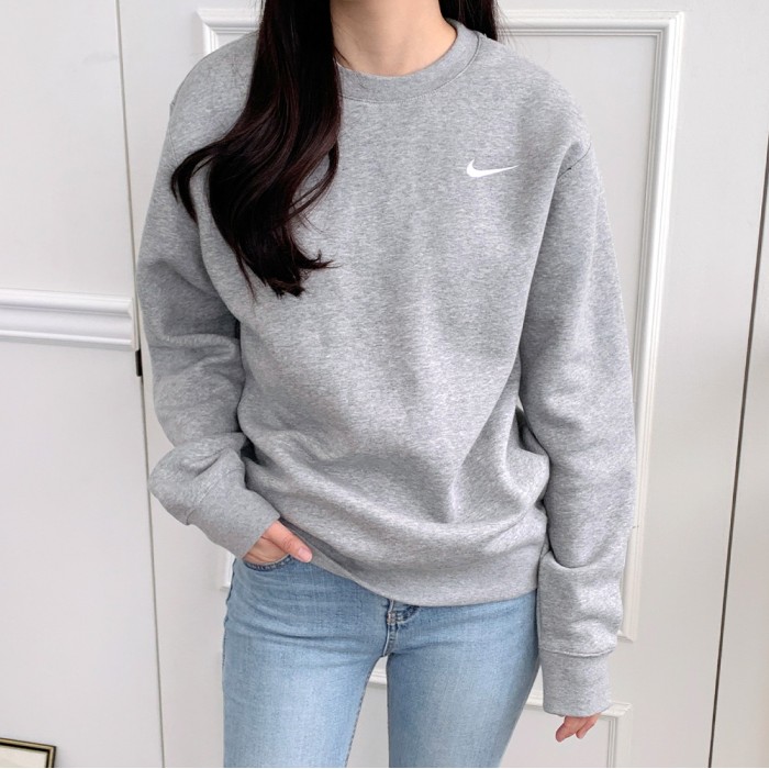 나이키 맨투맨 스우시 클럽 긴팔 티셔츠