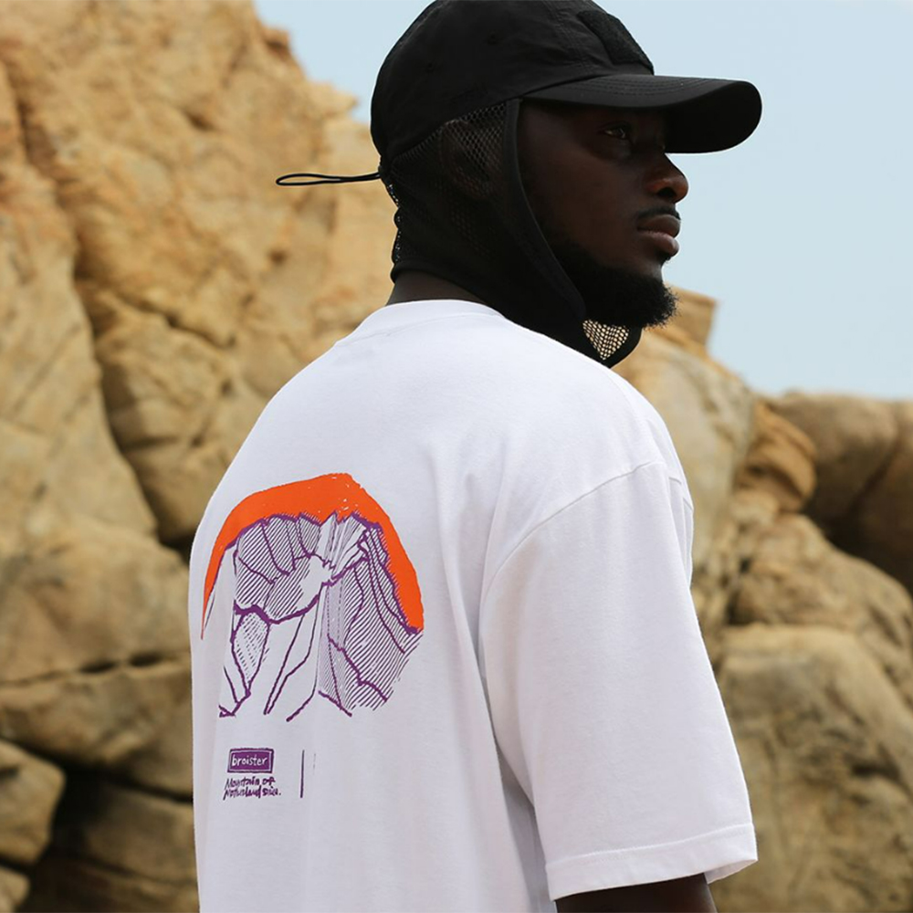 오버핏 한국의 산티 브로이스터 클라이밍 등산 그래픽 남자 반팔티셔츠 커플티셔츠 캠핑