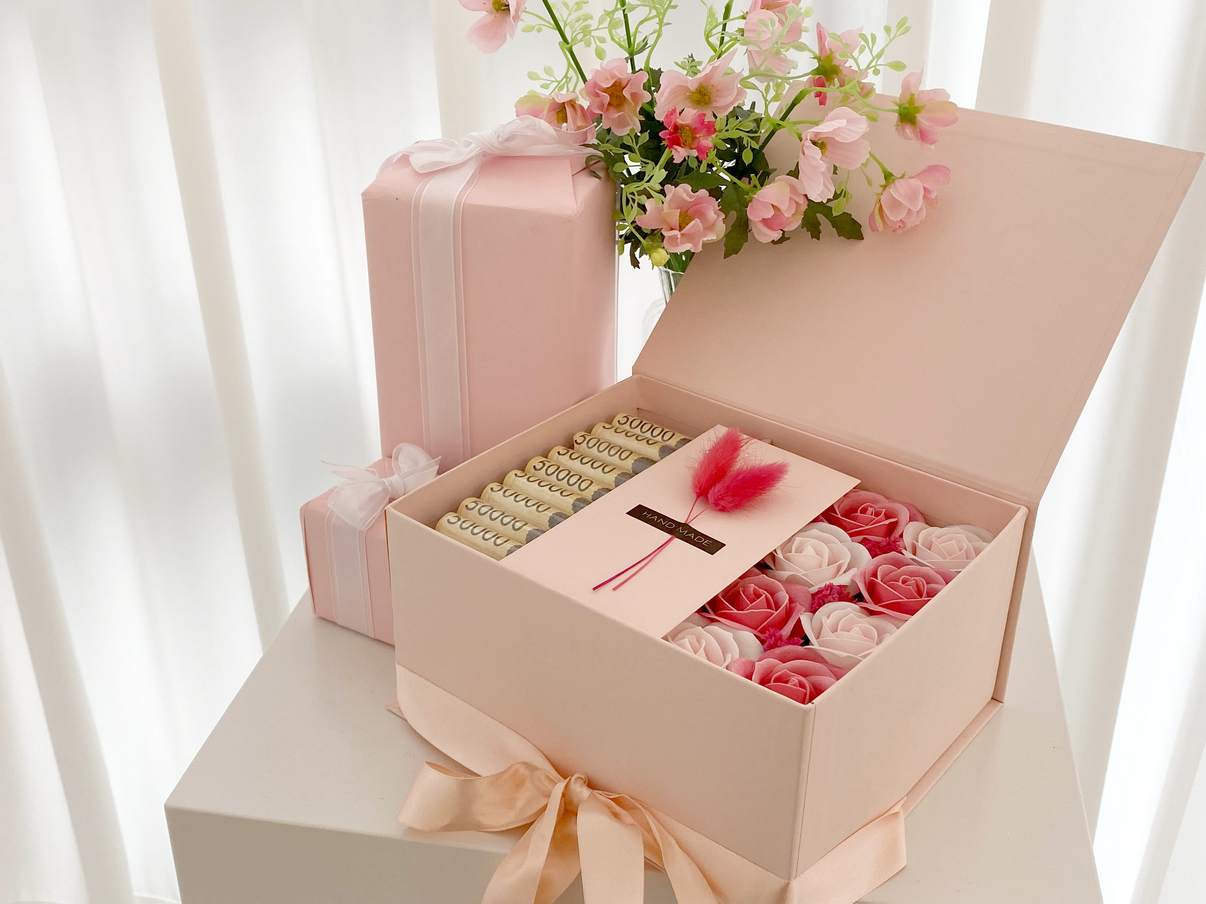 용돈박스 부모님엄마 아빠 환갑 생신 선물 아내와이프 남편생일 반전용돈이벤트 플라워박스핑크