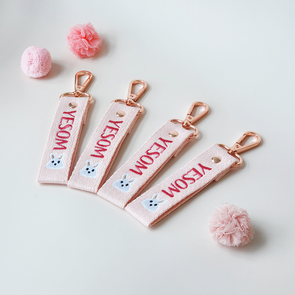 자수네임택 어린이집 낮잠이불 유치원 이름표 아기 유아 가방 단체생일선물 캐리어 네임텍