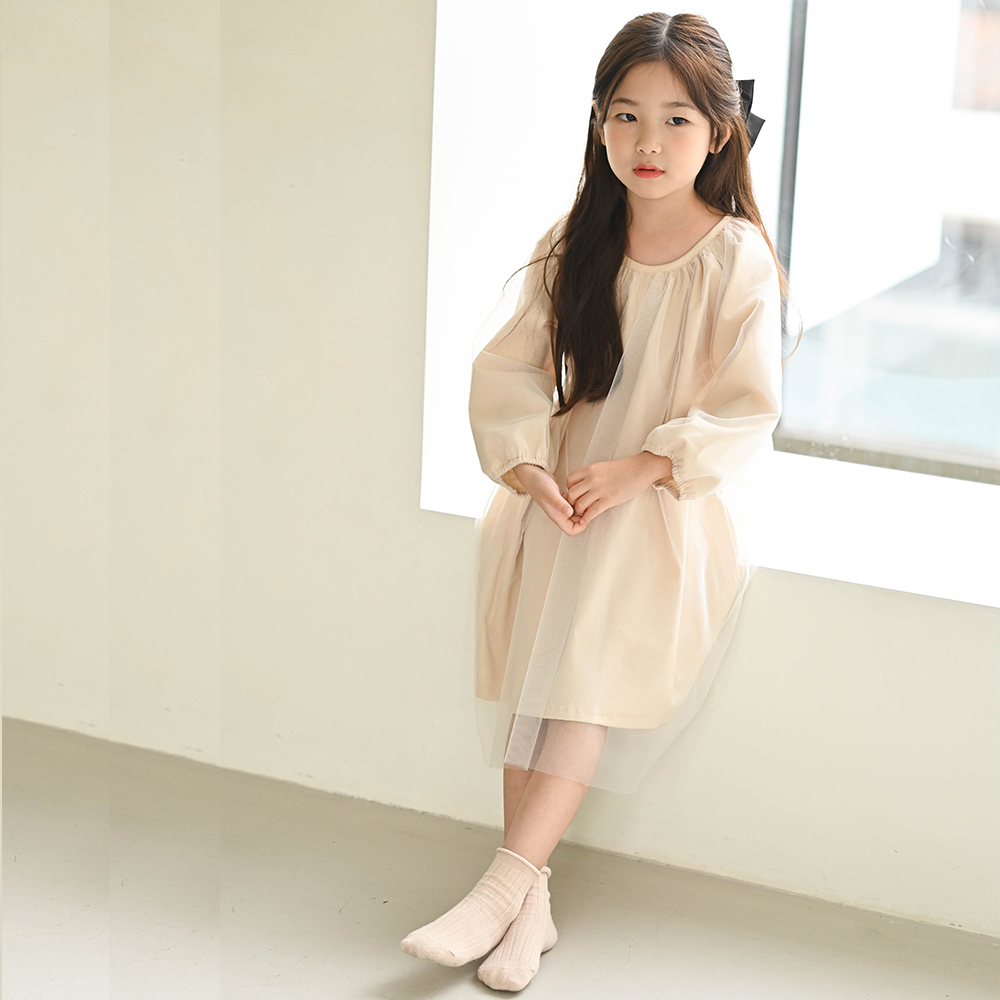 멜로우 샤 원피스 여아 아동 아이보리 기본 보통핏 면 봄 가을 튜튜 유니크