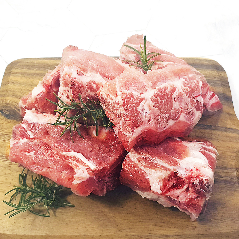 한돈 돼지고기 돼지 등뼈 감자탕용 감자등뼈 1kg 우시산한돈 냉동 더예쁜한우 : 더예쁜한우