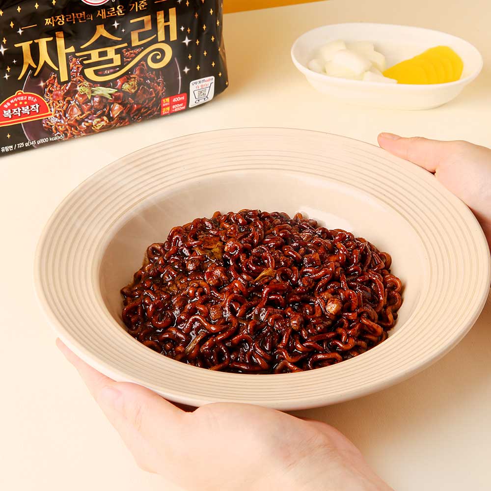 [시윤PICK 한정판] 오뚜기 짜슐랭 셰프 어린이용 키트 (짜슐랭 앞치마 조리모 테이블매트 계량컵 외) - 상세 이미지 4