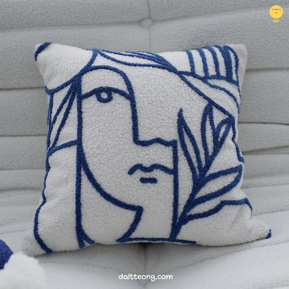 달떵 블루 하트 디자인A 쇼파 침대 쿠션 북유럽 인테리어 포인트 수입 고급 감성 패브릭