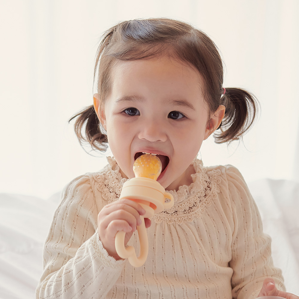 퍼기 국내생산 유아 실리콘 하트 아기 과즙망 아이보리 - 상세 이미지 2