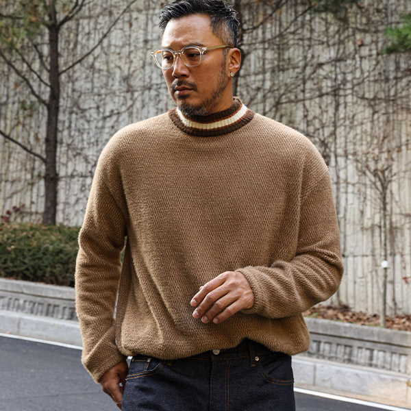 러기드하우스 : 라운드 배색 니트 하프 터틀넥 브라운 : 4XR