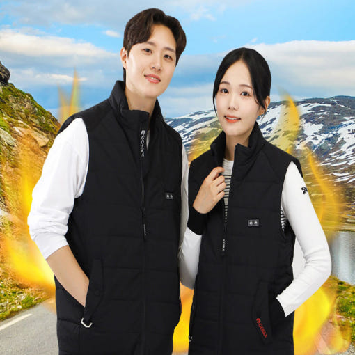 [고스카 발열조끼를 착용한 남녀 모델 이미지]