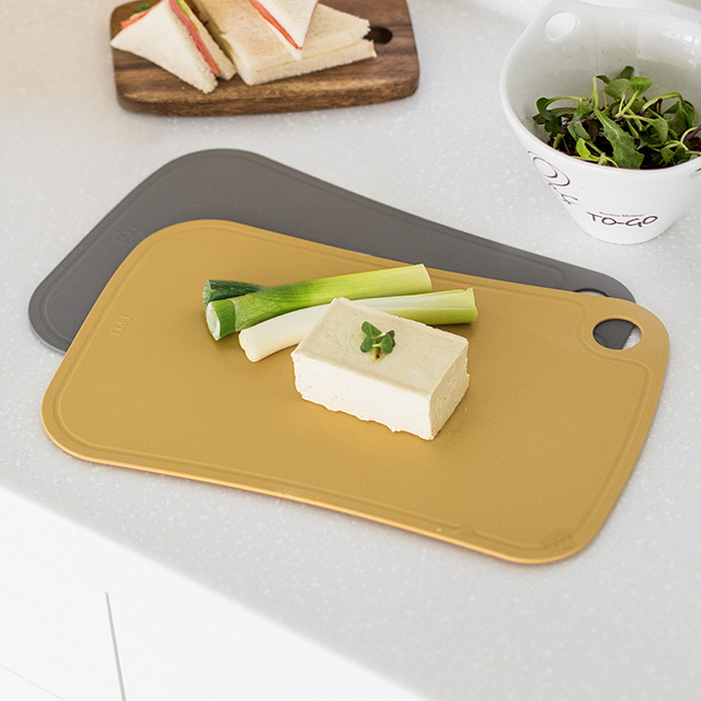 TPU 이유식 양면 인덱스 도마 38CM 2종 - 상품 이미지