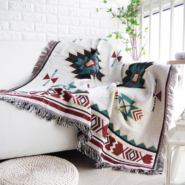 우건 인디언 감성 캠핑 러그 차박이불 담요 180x230