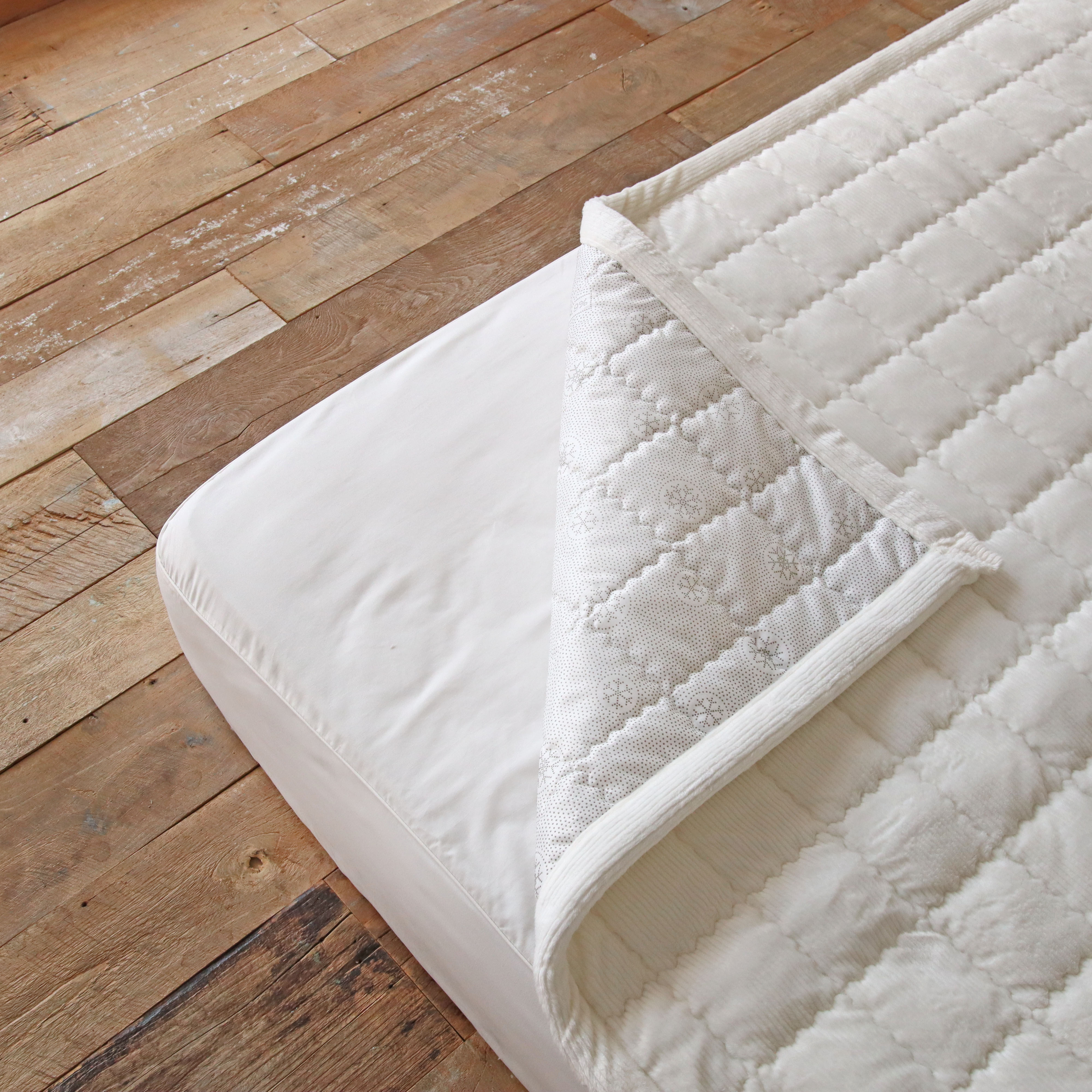 코듀로이 착번아웃 극세사 겨울 침대 매트리스 미끄럼방지 논슬립 패드 슈퍼싱글