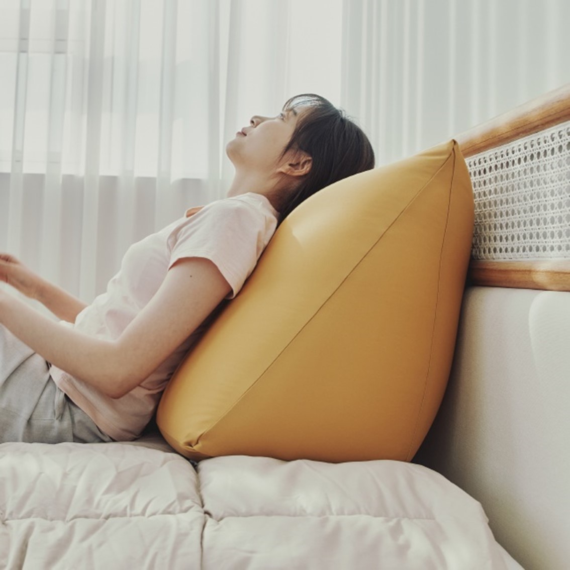 생활특권 소형 어린이 삼각 등받이 쿠션 침대 허리 쿠션 - 상세 이미지 3