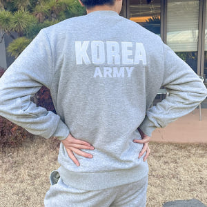 로카 맨투맨 압축기모 헤세드 KOREAARMY 티셔츠 ROKA 남성 착용 후기 | 사이즈/핏 총정리 - 상품 이미지 3