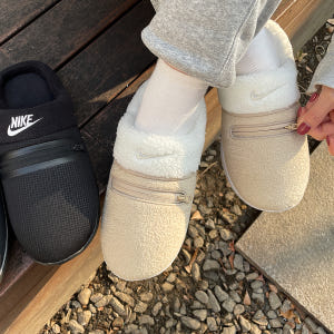 나이키 버로우 털 슬리퍼 플리스 패딩 겨울 방한 캠핑 방한화 솔직 후기 | 실사용자 리뷰 분석 - 상품 이미지 2