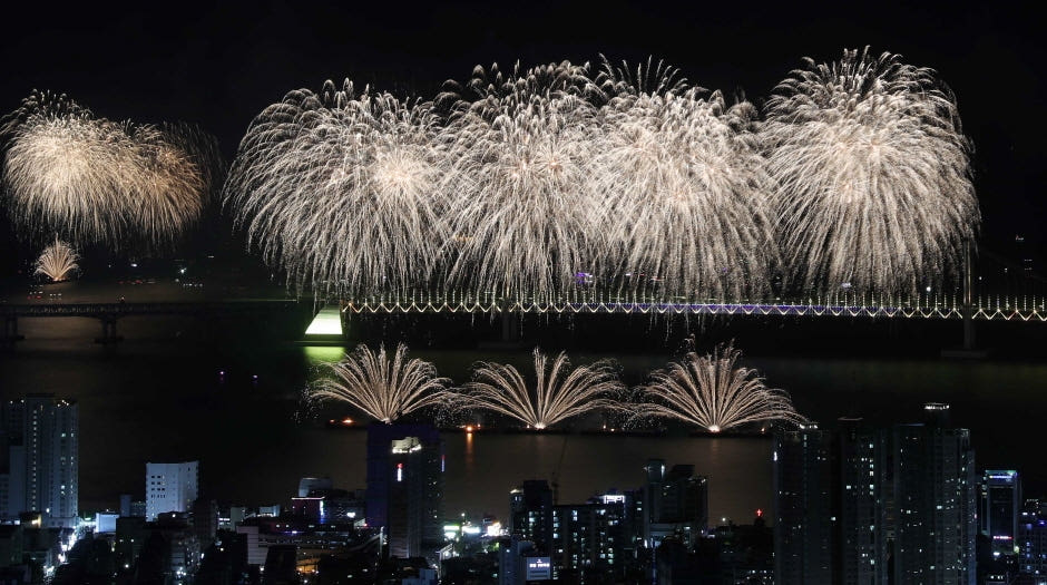 기존등록 부산불꽃축제 요트투어 체험 상세 이미지 7