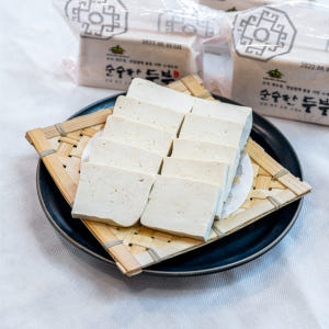 오직 제주콩으로만든 수제 마른두부 320g 맛있게 먹은 솔직 후기 - 상품 이미지 1
