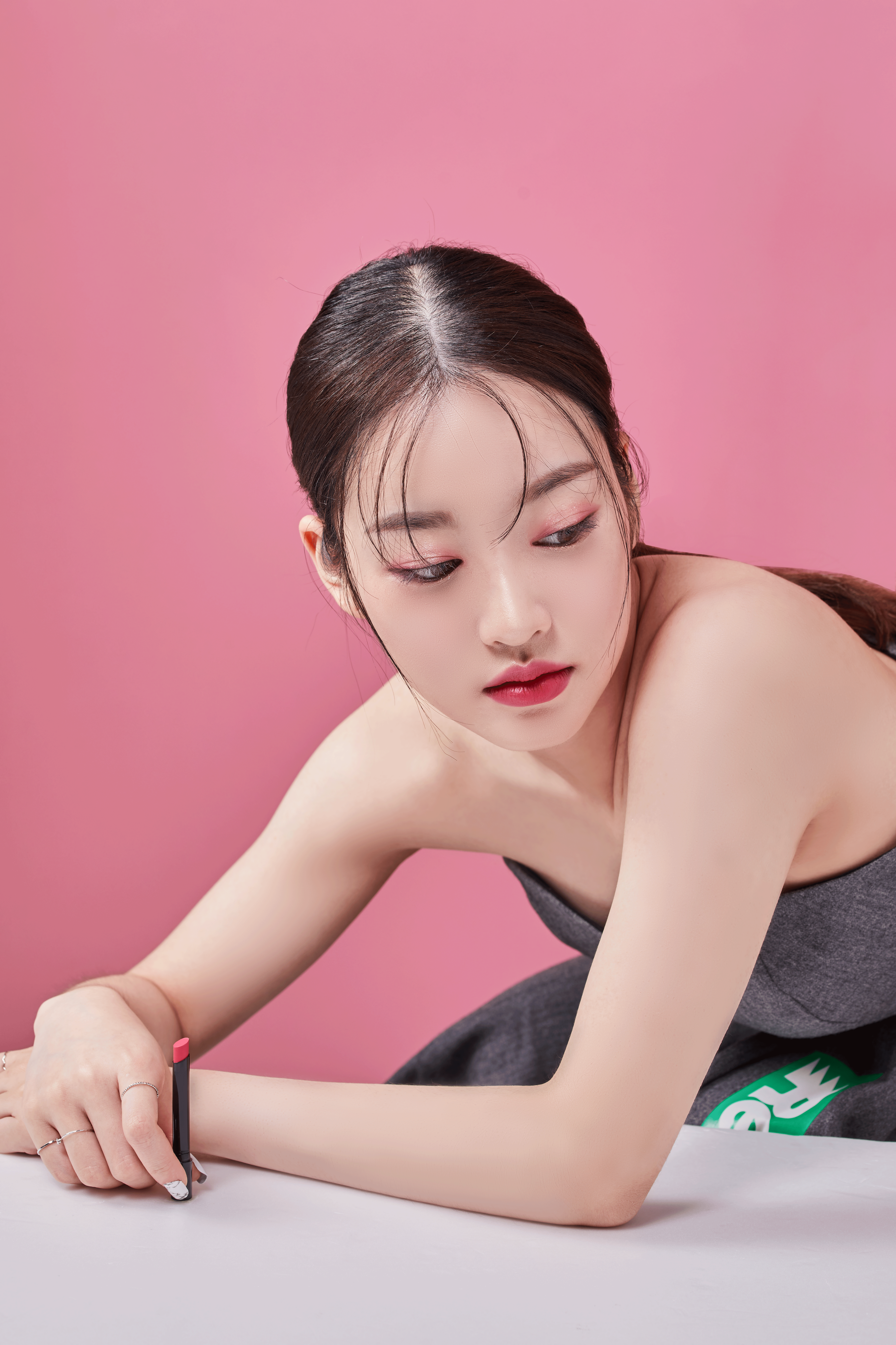 더엔비피 미니립스틱 포기스머지 매트립스틱 04호 일루전 - 상세 이미지 3