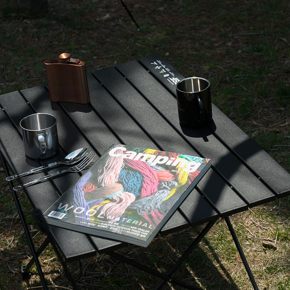 빈슨메시프 경량 폴딩 와이드 테이블 백패킹 피크닉 차박 캠핑테이블 M, 블랙