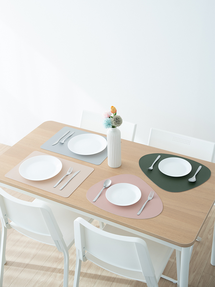 할메이드 조약돌 가죽 방수 식탁 테이블 매트