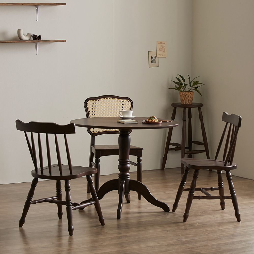 로맨틱캬바레 1965 카페 빈티지 원목 라탄 의자 고무나무 엔틱 체어