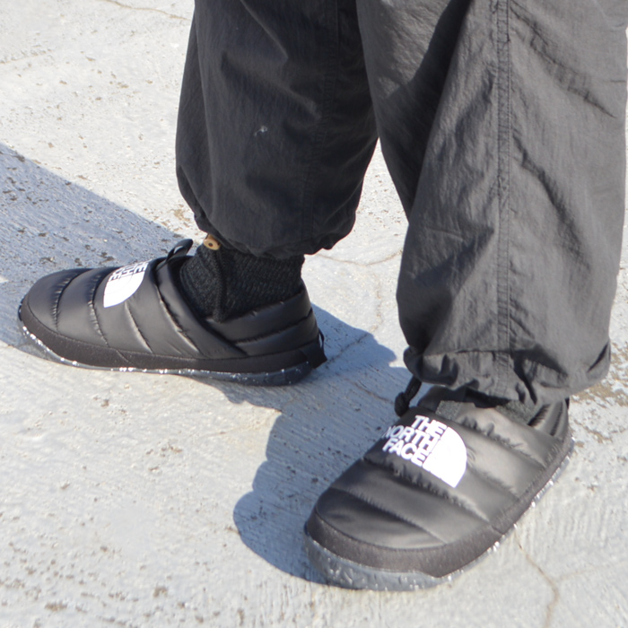 노스페이스 눕시 패딩 슬라이드 뮬 블랙 The North Face Nuptse Mule 이미지 6