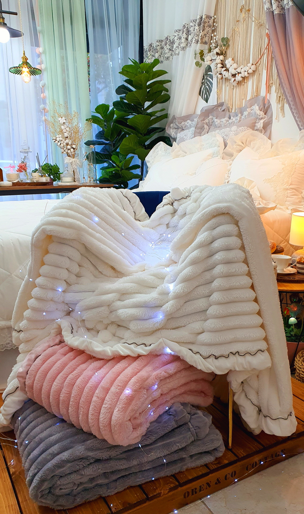 밍크담요 극세사담요 캠핑러그 밍크이불 베드러너