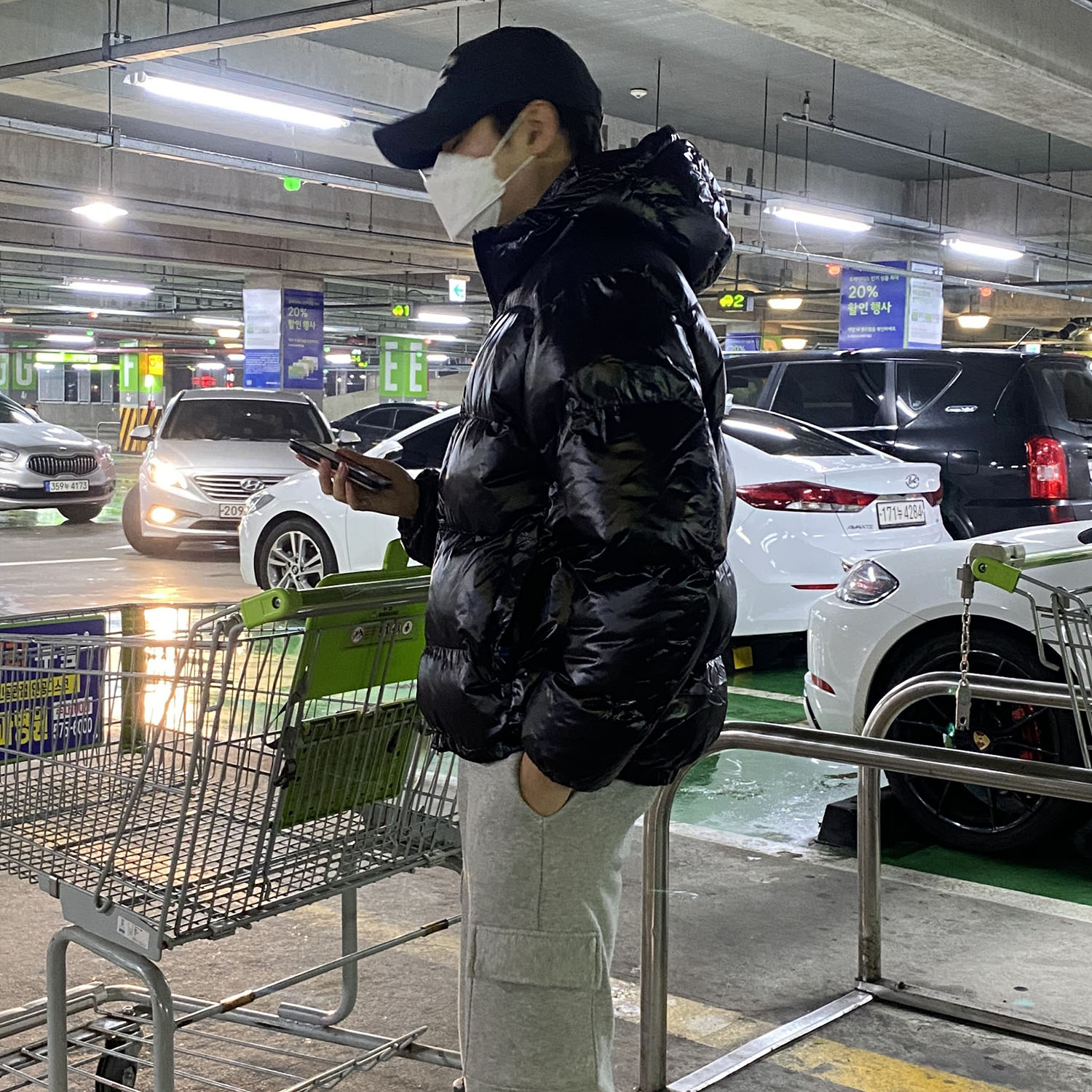 에나멜패딩 남자유광패딩 하이그로시패딩 이미지 2