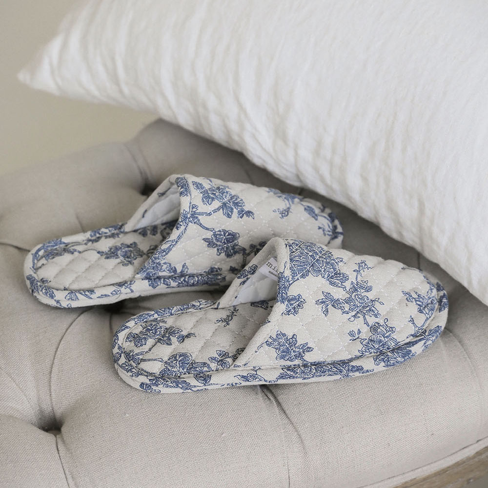 가든블루 자수 푹신한 쿠션 거실 무소음 층간소음 퀼트 여름 면 슬리퍼 실내화 거실화