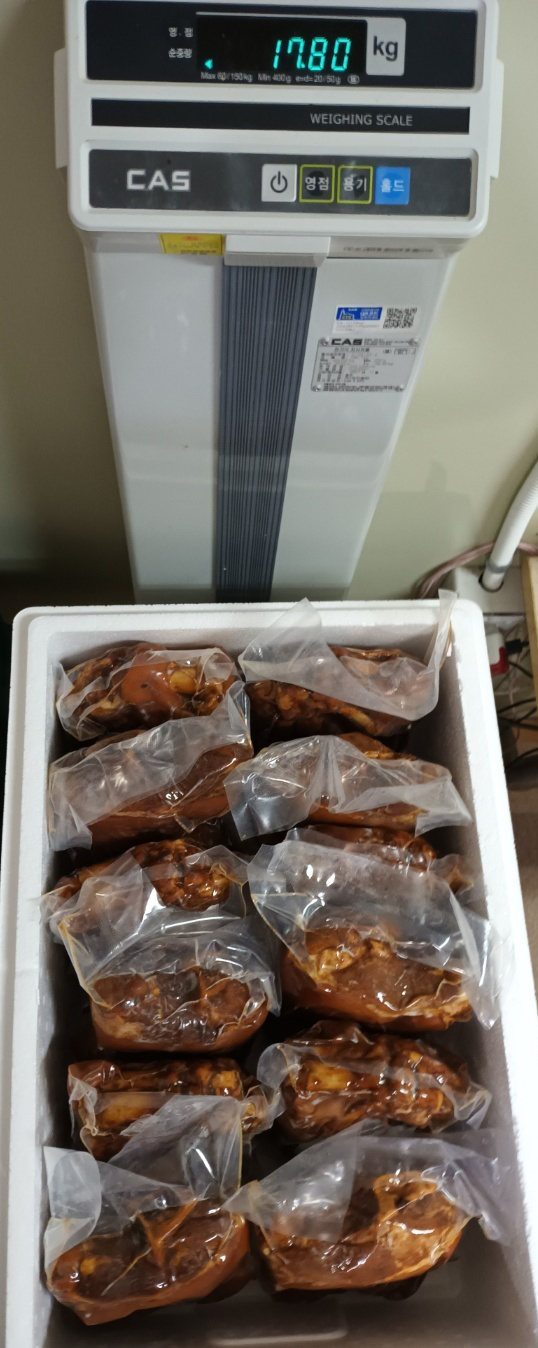 업소용 왕족발 1박스 12개입 1.4~1.6kg 장족/전족 대용량 도매,샵인샵 - 상품 이미지
