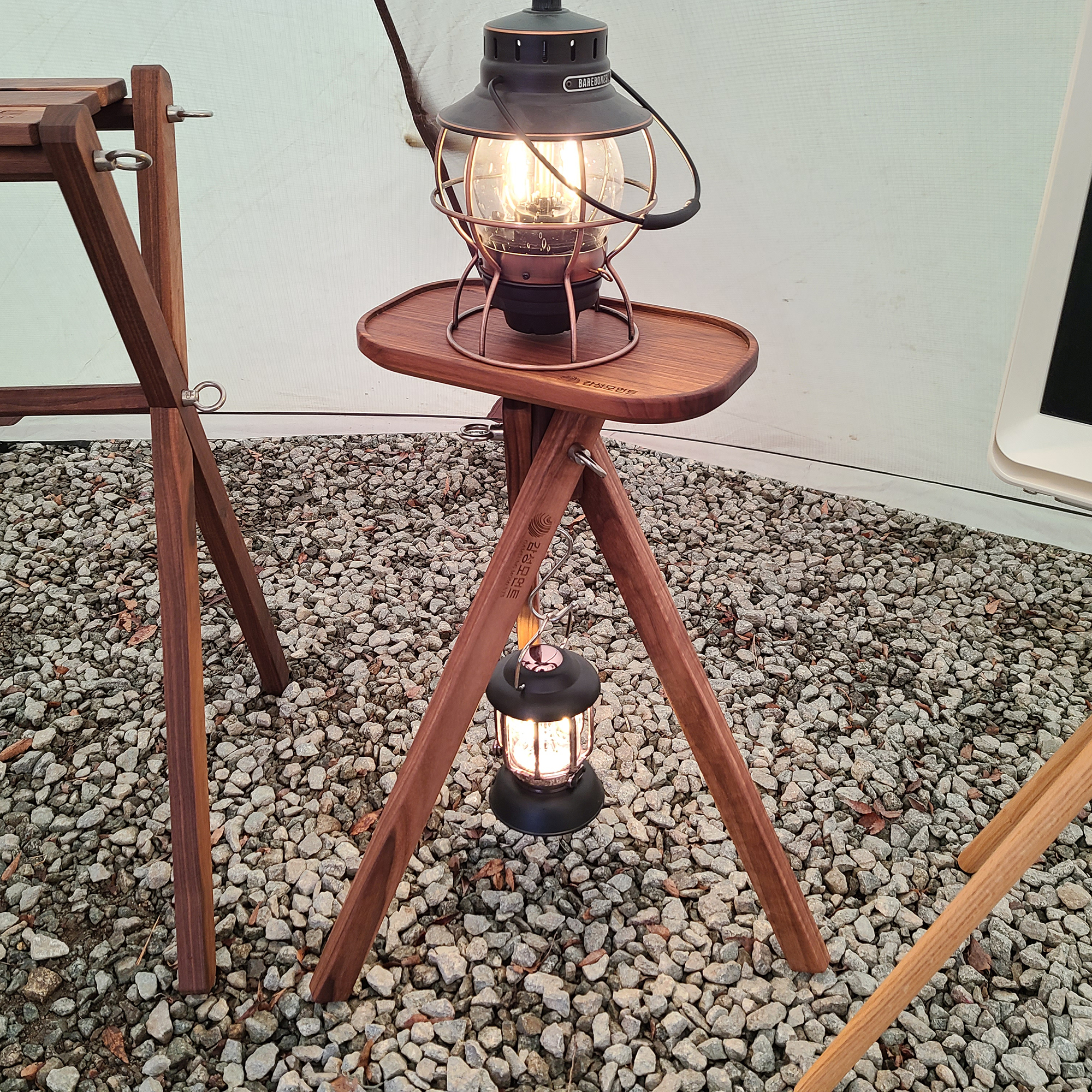 캠핑 우드 소형 랜턴걸이 스탠드 감성 원목 랜턴받침대 삼각대