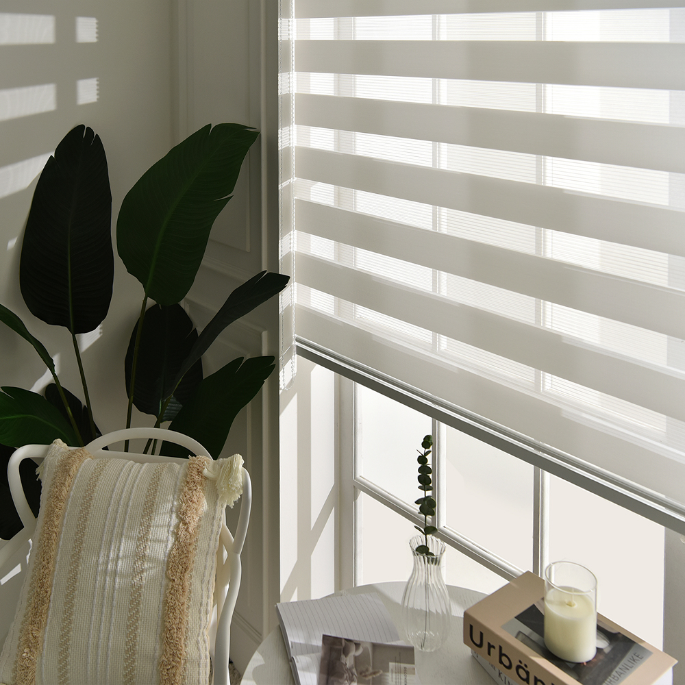 아라크네 슬림 블라인드 네츄럴 거실 베란다 창문 암막 30x30