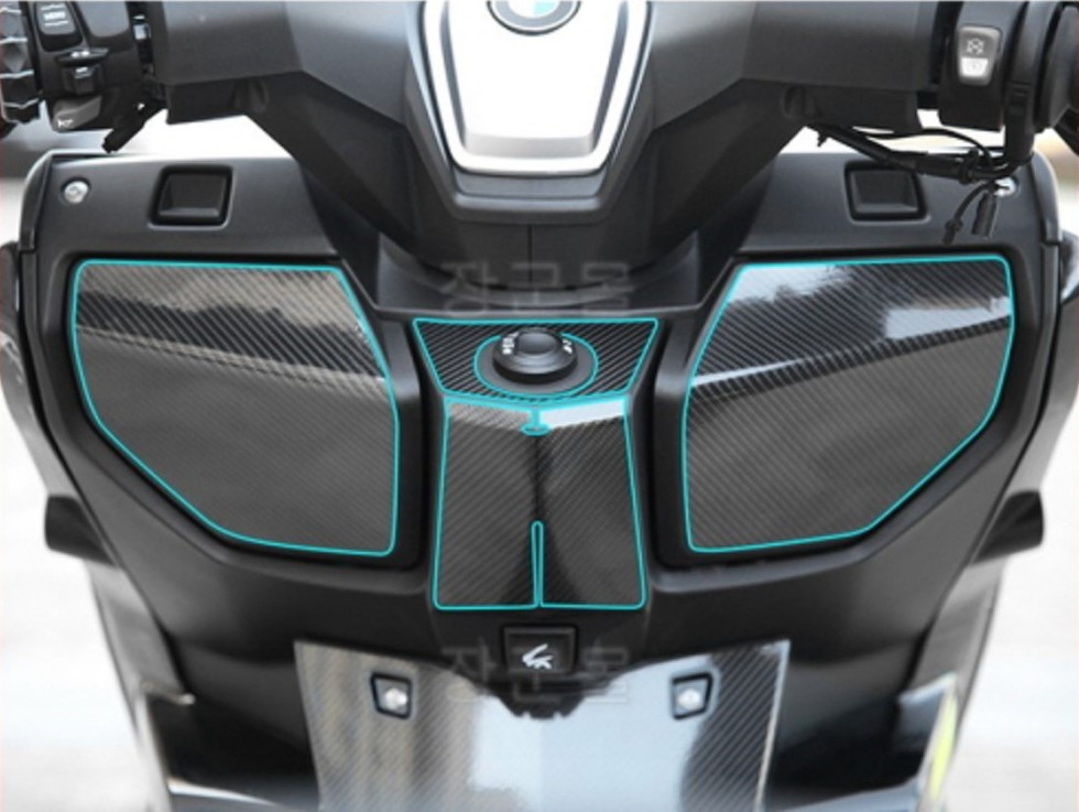 BMW C400GT 스크래치 카본 보호필름 카울 튜닝 호환 보관함 보호필름 - 상품 이미지