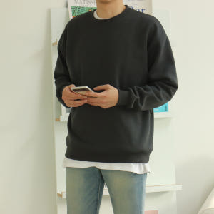 남자맨투맨 오버핏 커플 면 남자기모맨투맨 착용 후기 | 사이즈/핏 총정리 - 상품 이미지 4
