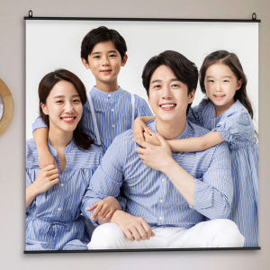 아라크네 실사스크린 족자타입 가족사진 친지모임 30x30 솔직 후기 | 실제 배치 사진 포함 - 상품 이미지 1