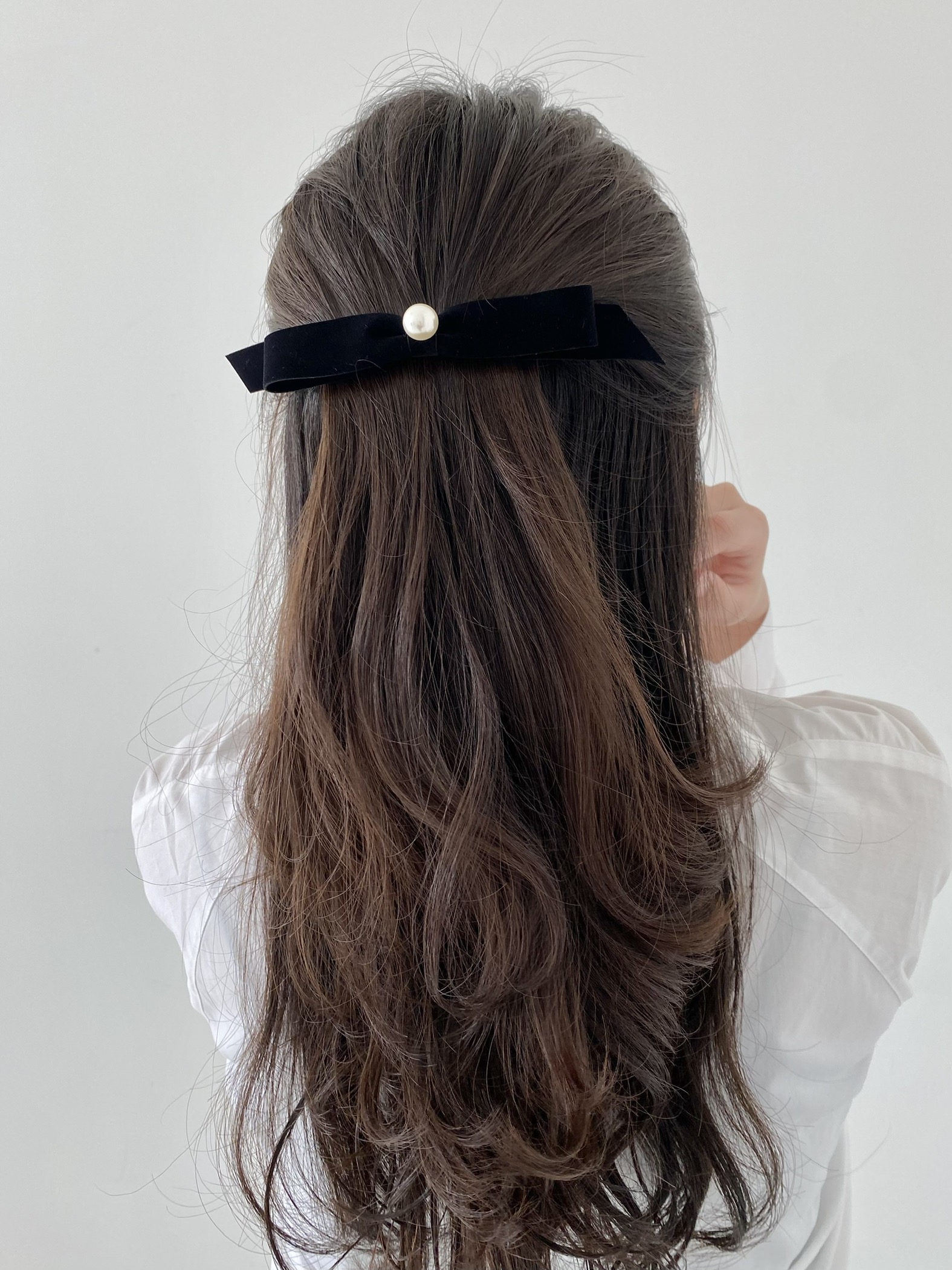 핸드메이드 일자 벨벳 진주 빅 리본 자동핀 10cm - 상품 이미지