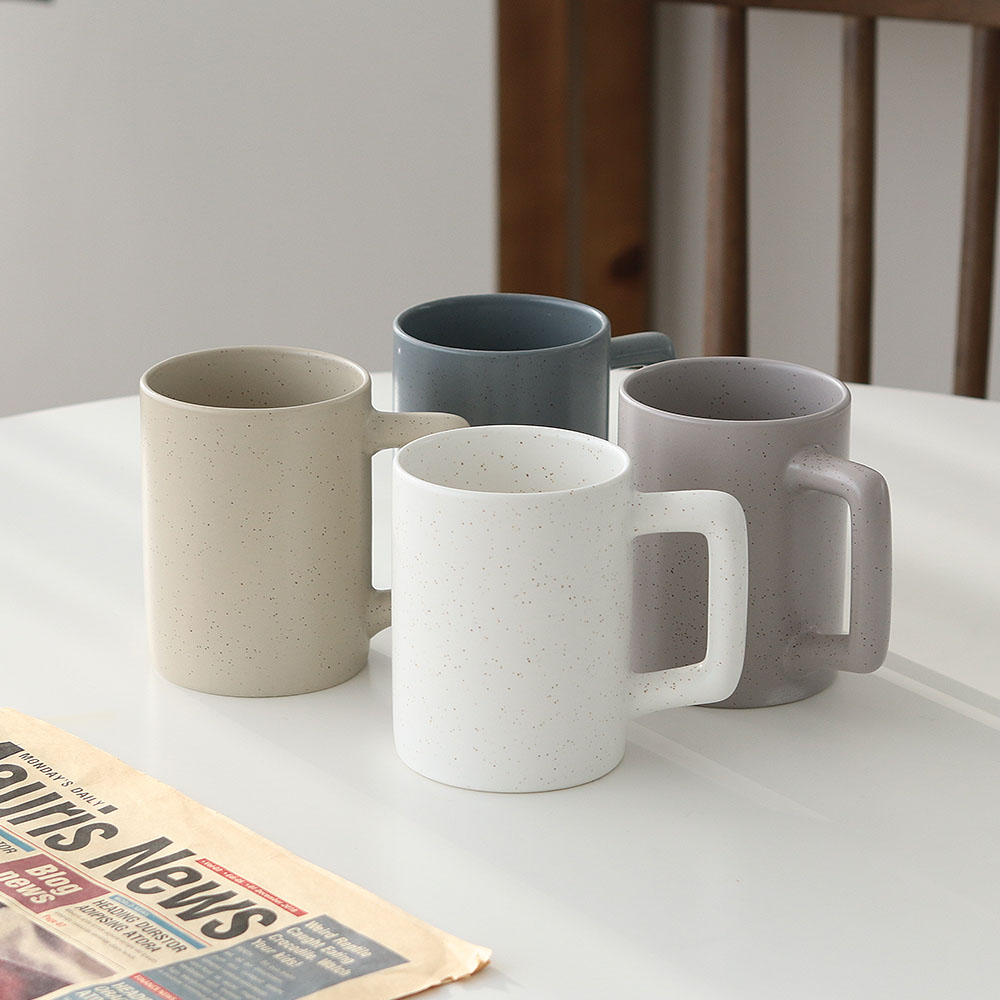 로얄에식스 베이직 머그잔 4color