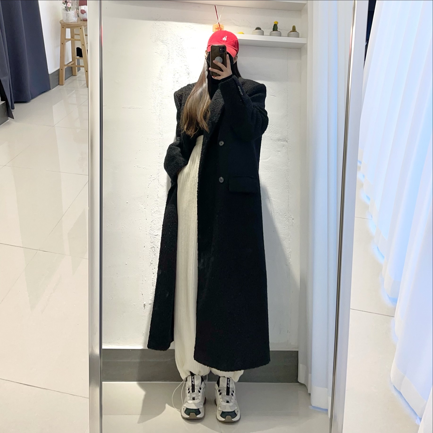 [남녀공용 / 멋쁨 시밀러룩 / 국내생산] 부드러운 푸들 오버핏 울 더블롱코트 2color 상세 이미지 13