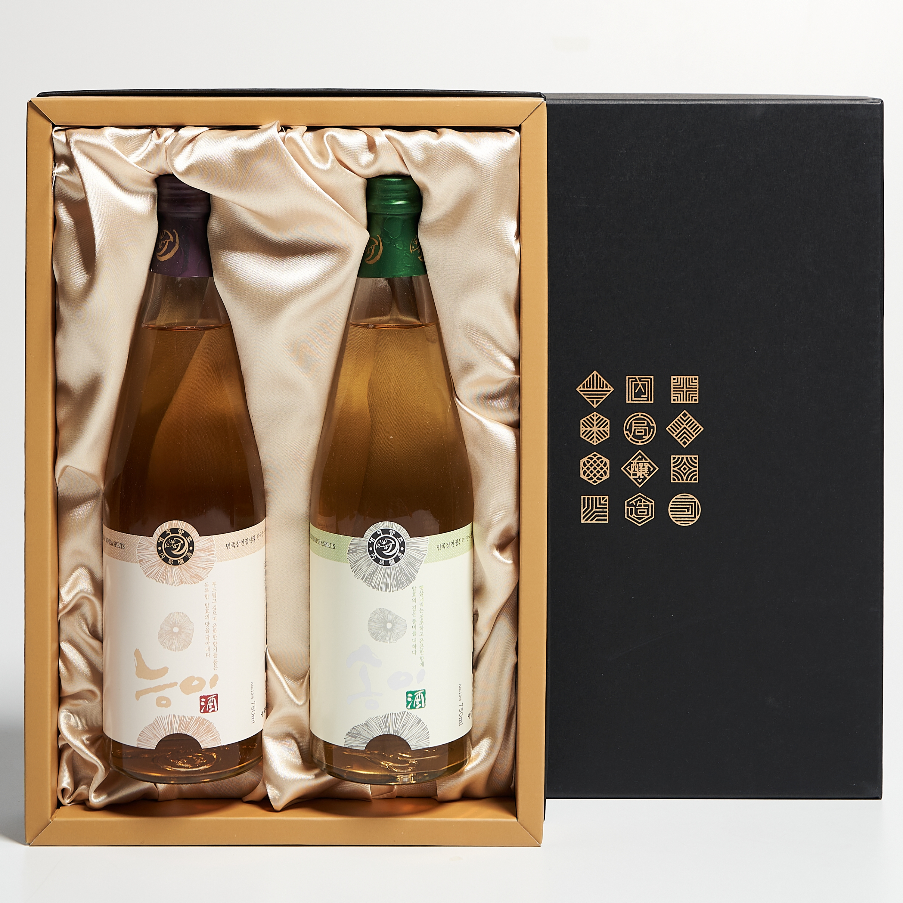 능이주+송이주 선물세트 약주 13도 750ml 내국양조 (케이스, 쇼핑백포함) - 메인 이미지