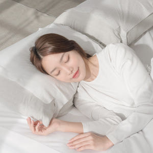 생활백서 일회용 여행용 베개커버 세트 위생 숙면패드 20매+5매x2 캠핑... 솔직 후기 | 실제 배치 사진 포함 - 상품 이미지 4