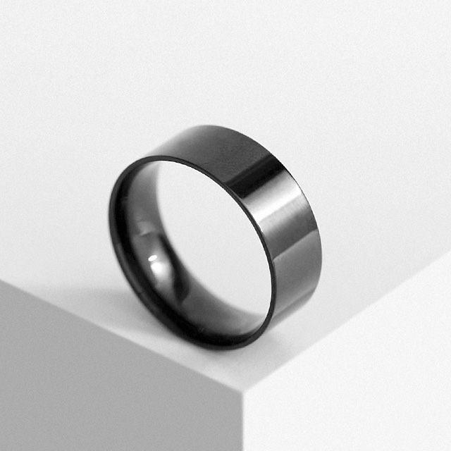 8mm 블랙 심플 모던 써지컬스틸 반지 - 메인 이미지