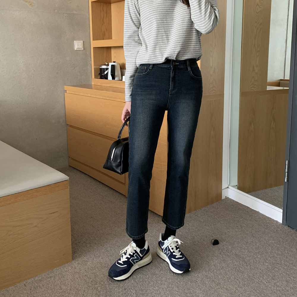 겨울 하이웨스트 흑청 데님 밴딩진 여자기모청바지 일자 흑청바지 키작녀 블랙진 진청바지 - 상품 이미지