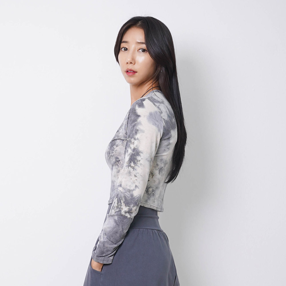 [yoosual] 유주얼 타이다이 나염 긴팔 요가 커버업 크롭 탑 티셔츠 - 상세 이미지 5