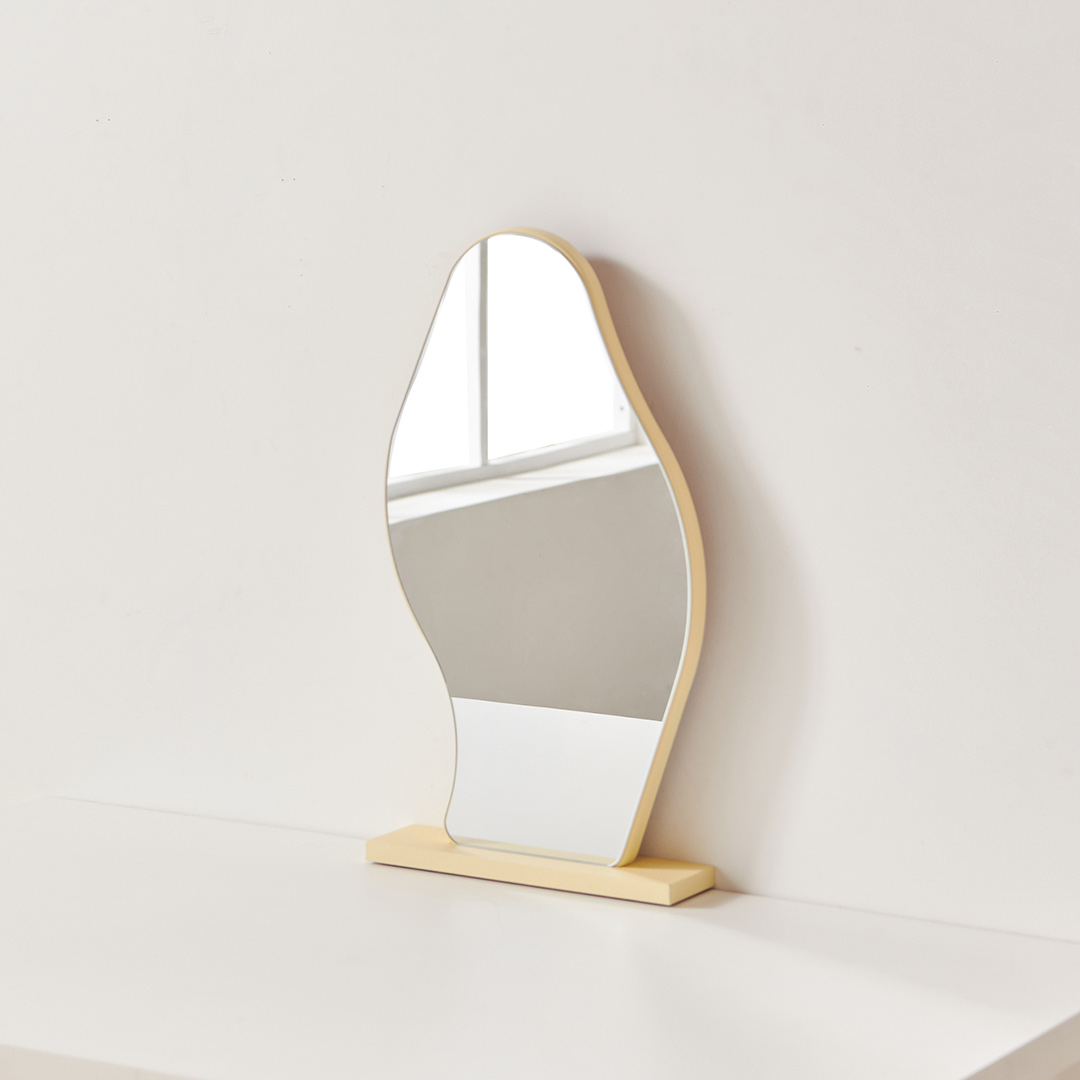 윈썸 달리아 270 인스타 감성 비정형 웨이브 인테리어 스탠드 탁상 거울