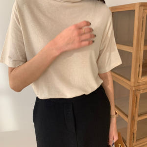 루이사 봄 가을 여성 하이넥 심플 기본티 레이어드 폴라 반팔 티셔츠(4c... 착용 후기 | 사이즈/핏 총정리 - 상품 이미지 1